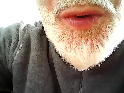Snapshot of xcimeru chatting on 5, 3, 2025 xcimeru online show from 5, 3, 2025