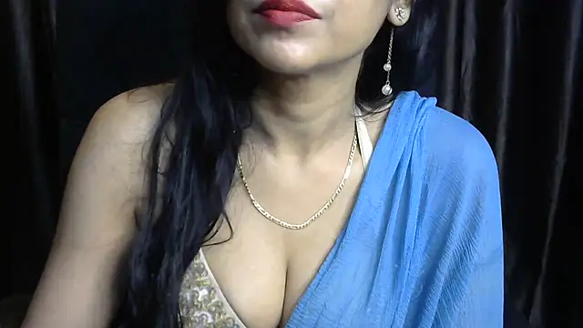 Snapshot of iam-moni2 chatting on 4, 2, 2025 iam-moni2 online show from 4, 2, 2025