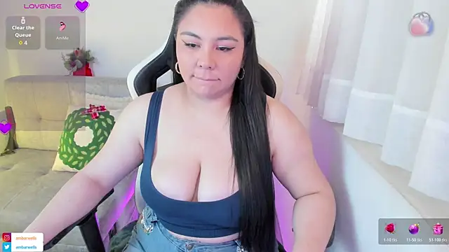 ambar-wells online show from 4, 12, 2025