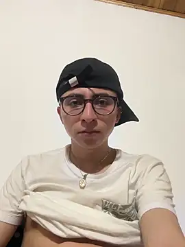 CamiRojas boy online show from 29, 3, 2026