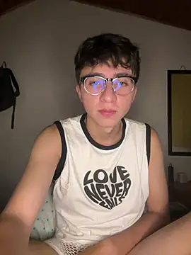 CamiRojas boy online show from 10, 8, 2026