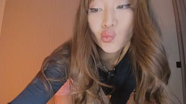 kawaii mia online show from 17, 3, 2026