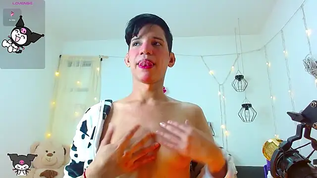 Ariel Femboy  online show from 1, 1, 2025