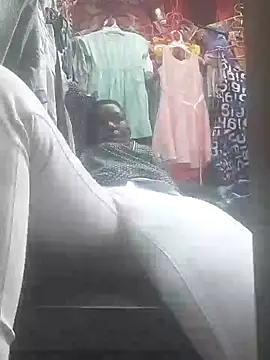 Snapshot of Hailey_BaileyXYZ chatting on 2, 1, 2025 Hailey BaileyXYZ online show from 2, 1, 2025