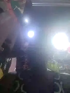 Snapshot of Hailey_BaileyXYZ chatting on 5, 2, 2025 Hailey BaileyXYZ online show from 5, 2, 2025