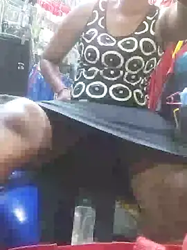 Snapshot of Hailey_BaileyXYZ chatting on 25, 2, 2025 Hailey BaileyXYZ online show from 25, 2, 2025