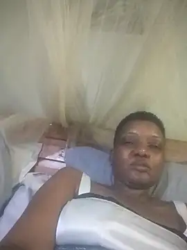 Snapshot of Hailey_BaileyXYZ chatting on 30, 10, 2025 Hailey BaileyXYZ online show from 30, 10, 2025