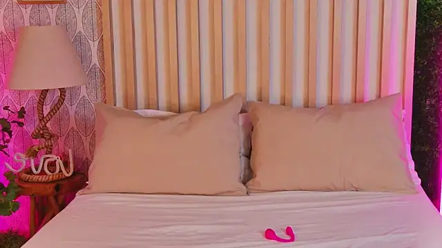 AnyaLov online show from 11, 2, 2026