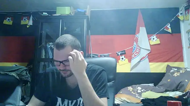 Snapshot of Die-geile-Sau chatting on 12, 1, 2026 Die-geile-Sau online show from 12, 1, 2026