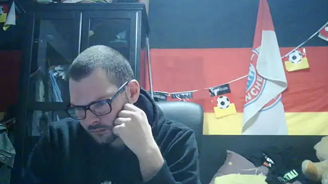 Snapshot of Die-geile-Sau chatting on 14, 1, 2026 Die-geile-Sau online show from 14, 1, 2026