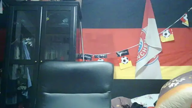 Snapshot of Die-geile-Sau chatting on 17, 1, 2026 Die-geile-Sau online show from 17, 1, 2026