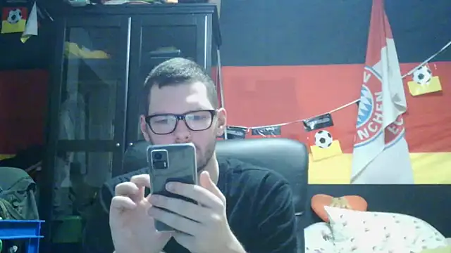 Snapshot of Die-geile-Sau chatting on 17, 2, 2026 Die-geile-Sau online show from 17, 2, 2026