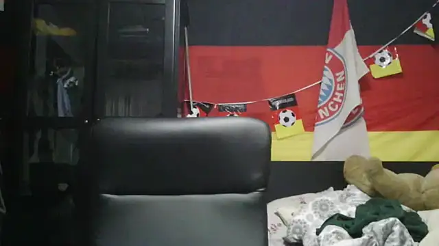 Snapshot of Die-geile-Sau chatting on 24, 2, 2026 Die-geile-Sau online show from 24, 2, 2026