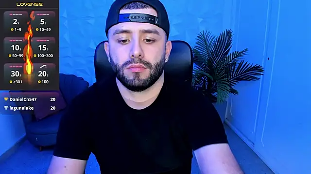 Snapshot of jhon_bear03 chatting on 20, 2, 2025 jhon bear03 online show from 20, 2, 2025