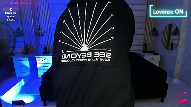 jhon bear03 online show from 14, 4, 2026