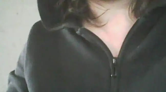 Snapshot of deluxpussy chatting on 4, 2, 2025 deluxpussy online show from 4, 2, 2025