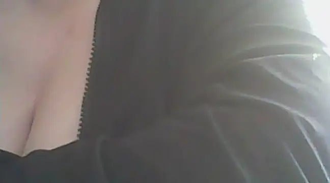 Snapshot of deluxpussy chatting on 19, 3, 2025 deluxpussy online show from 19, 3, 2025