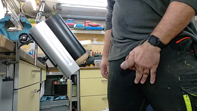 Nikeyone2 online show from 29, 10, 2025