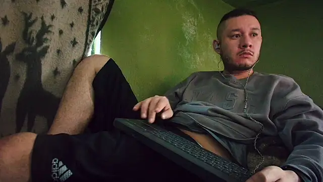 sweet cock28 online show from 9, 2, 2025