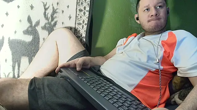 Snapshot of sweet_cock28 chatting on 19, 7, 2026 sweet cock28 online show from 19, 7, 2026
