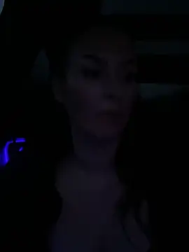 Mia-Bremer online show from 28, 2, 2025