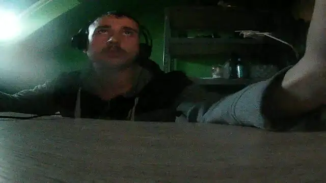 Snapshot of capoloveu chatting on 1, 3, 2025 capoloveu online show from 1, 3, 2025