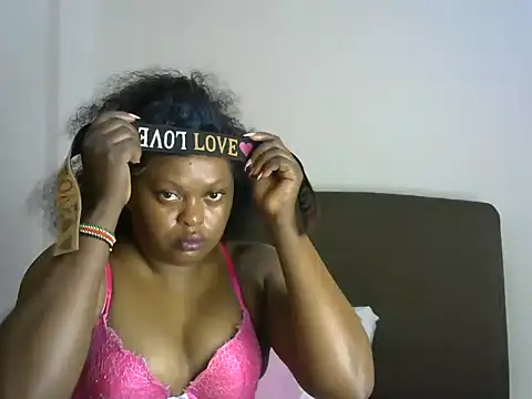 Snapshot of _sweetlovee chatting on 21, 7, 2026 sweetlovee online show from 21, 7, 2026