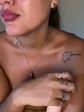 Snapshot of fenixgre chatting on 22, 12, 2024 fenixgre online show from 22, 12, 2024