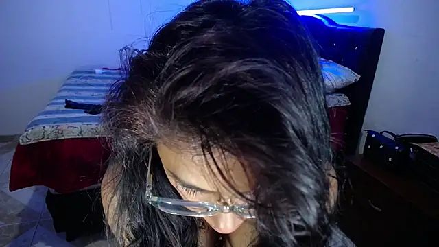 Snapshot of pinky_violeta chatting on 17, 1, 2025 pinky violeta online show from 17, 1, 2025