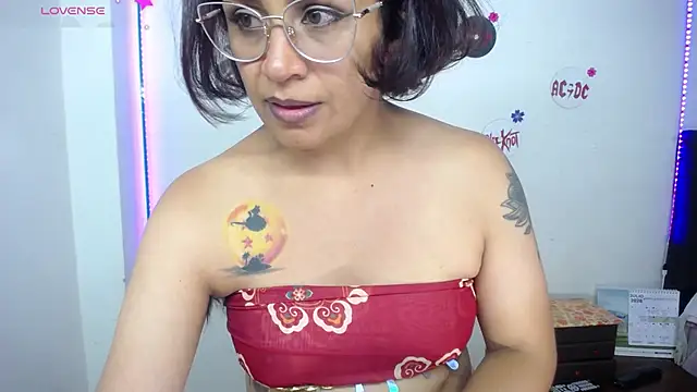 pinky violeta online show from 5, 7, 2026