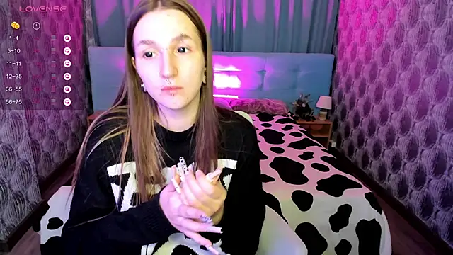 Snapshot of Pink_diablo chatting on 7, 1, 2025 Pink diablo online show from 7, 1, 2025