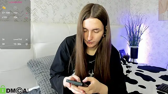 Snapshot of Pink_diablo chatting on 12, 10, 2025 Pink diablo online show from 12, 10, 2025