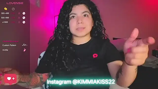 kimmiakiss22 online show from 13, 2, 2025