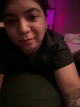 kimmiakiss22 online show from 14, 2, 2025