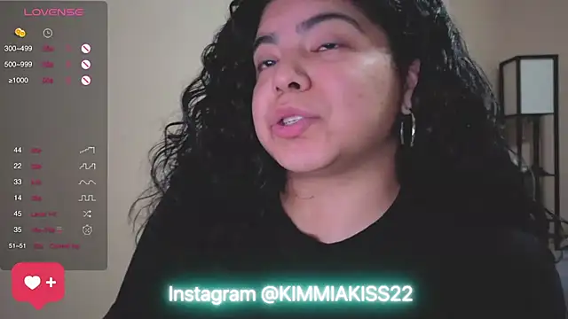 kimmiakiss22 online show from 17, 2, 2025