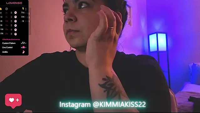 kimmiakiss22 online show from 22, 2, 2025