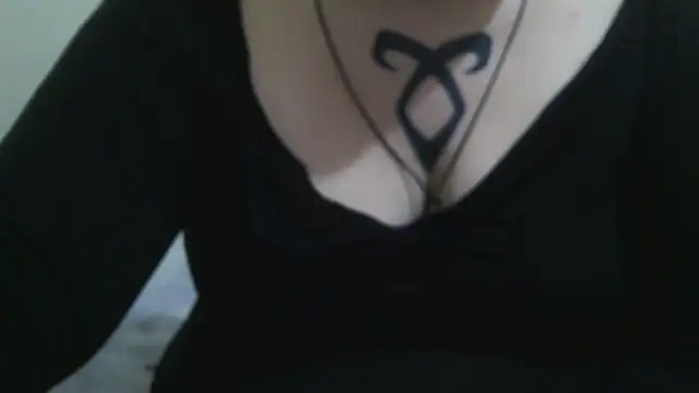 Snapshot of Lolabeluccia_xh_ chatting on 7, 11, 2025 Lolabeluccia xh online show from 7, 11, 2025