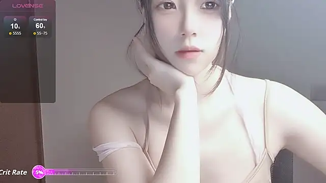 VaerySaenz online show from 12, 9, 2025