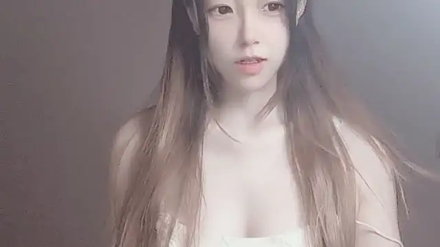 VaerySaenz online show from 16, 9, 2025