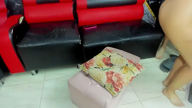 Snapshot of hot-threesome chatting on 5, 2, 2026 hot-threesome online show from 5, 2, 2026