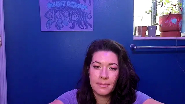 highly inappropriate online show from 8, 4, 2026