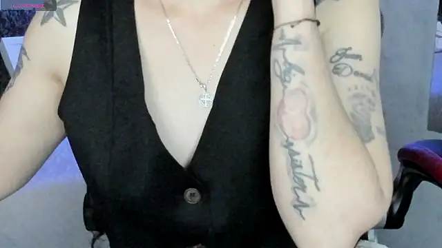 natasha logan  online show from 29, 3, 2026