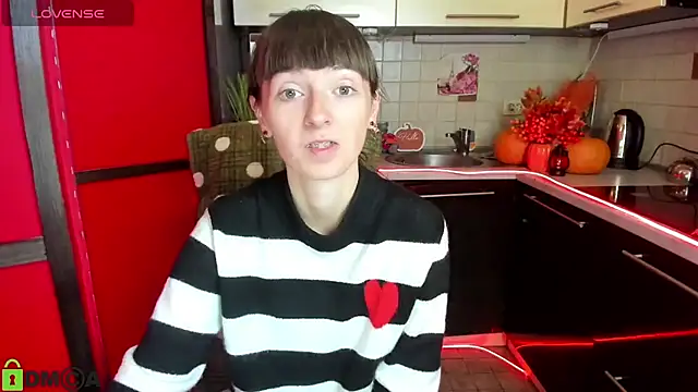 TayanaJons online show from 15, 10, 2025