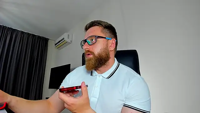 Findom guy online show from 14, 5, 2026