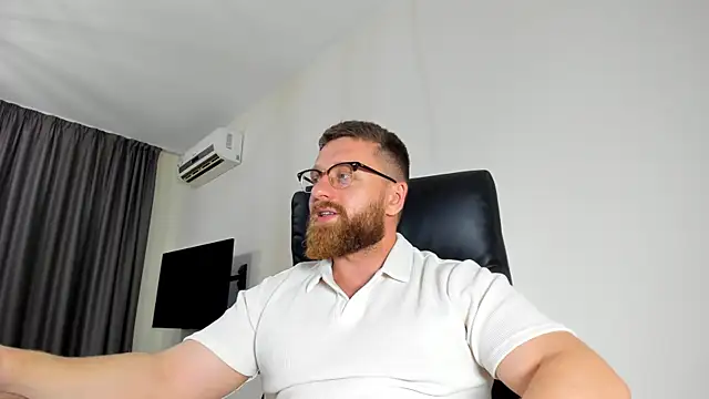 Findom guy online show from 26, 5, 2026