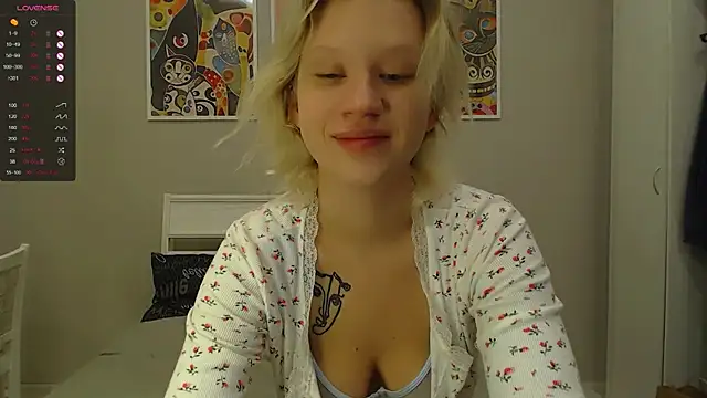 Snapshot of amelia_lye chatting on 9, 3, 2025 amelia lye online show from 9, 3, 2025