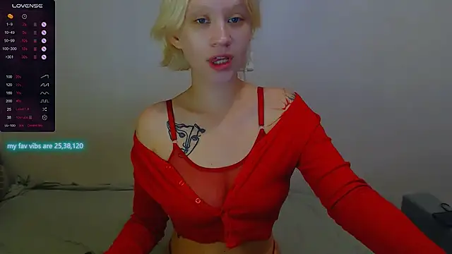 Snapshot of amelia_lye chatting on 19, 9, 2025 amelia lye online show from 19, 9, 2025