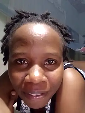 Snapshot of Queentesi chatting on 15, 2, 2025 Queentesi online show from 15, 2, 2025