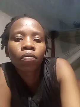 Snapshot of Queentesi chatting on 7, 3, 2025 Queentesi online show from 7, 3, 2025