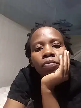 Snapshot of Queentesi chatting on 20, 3, 2025 Queentesi online show from 20, 3, 2025